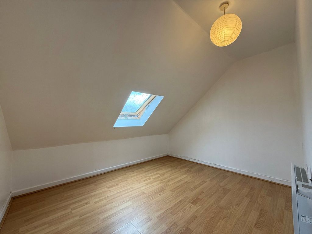 Property photo 3 of 8 Picture No. 02