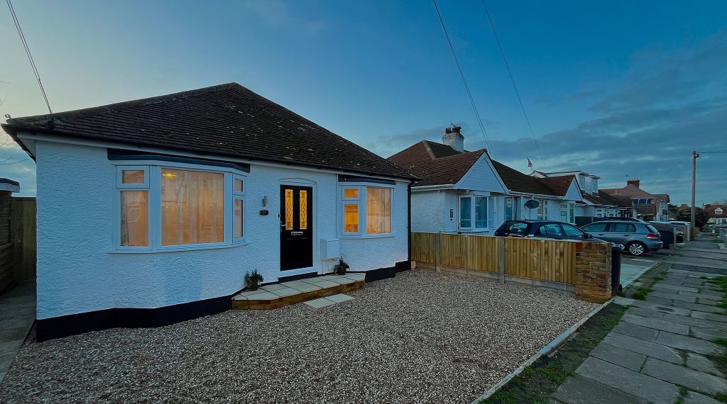 Property photo 2 of 18