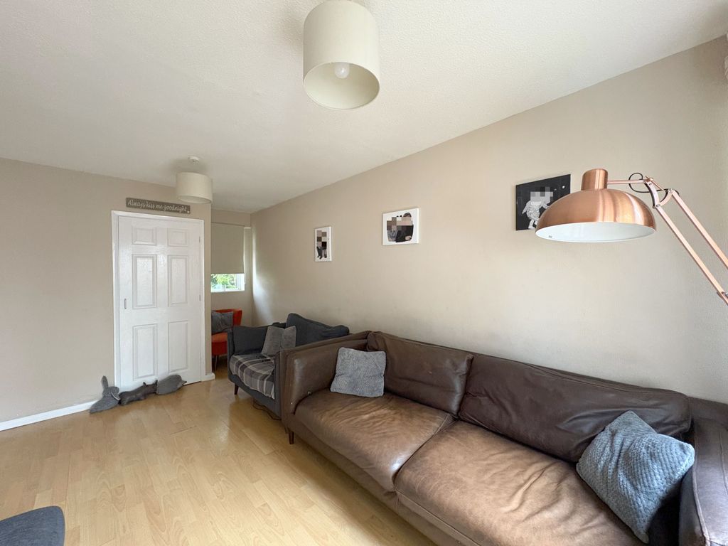 Property photo 3 of 21 Gallery