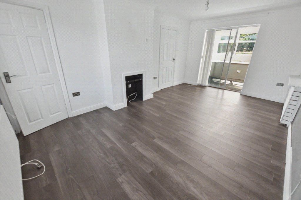 Property photo 2 of 15 Picture No. 13