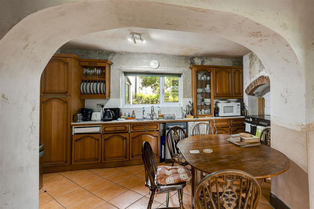 Property photo 3 of 21 Kitchen Diner