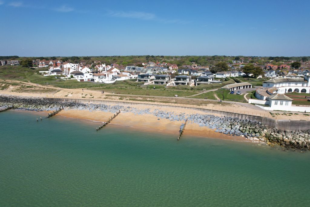 Property photo 1 of 17 Dji_0524