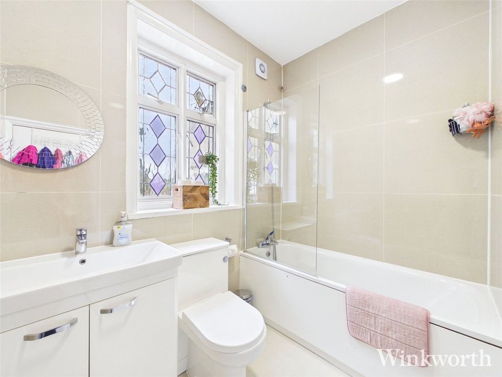 Property photo 3 of 12 Picture No. 02