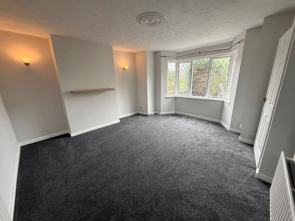 Property photo 3 of 12 Living Room