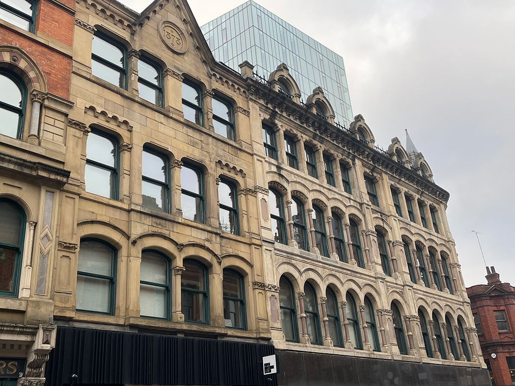 Property photo 3 of 16