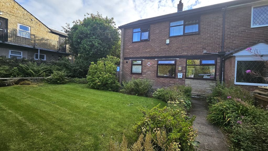 Property photo 1 of 27