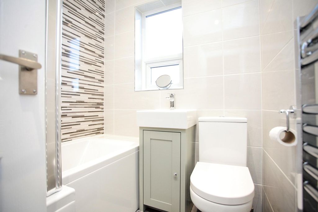 Property photo 3 of 14 Refitted Bathroom