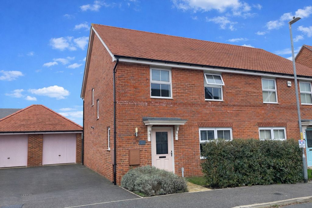 Property photo 1 of 20 Front (1)