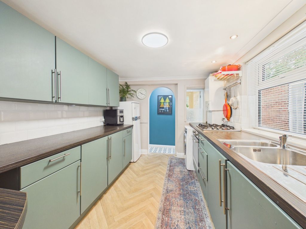 Property photo 3 of 18 5151933