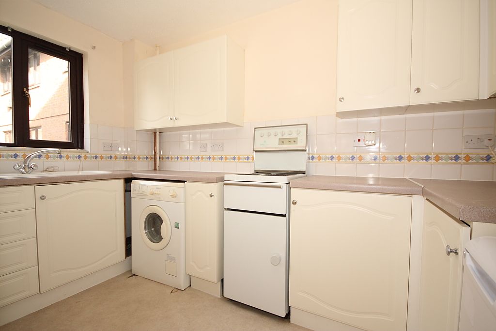 Property photo 2 of 5