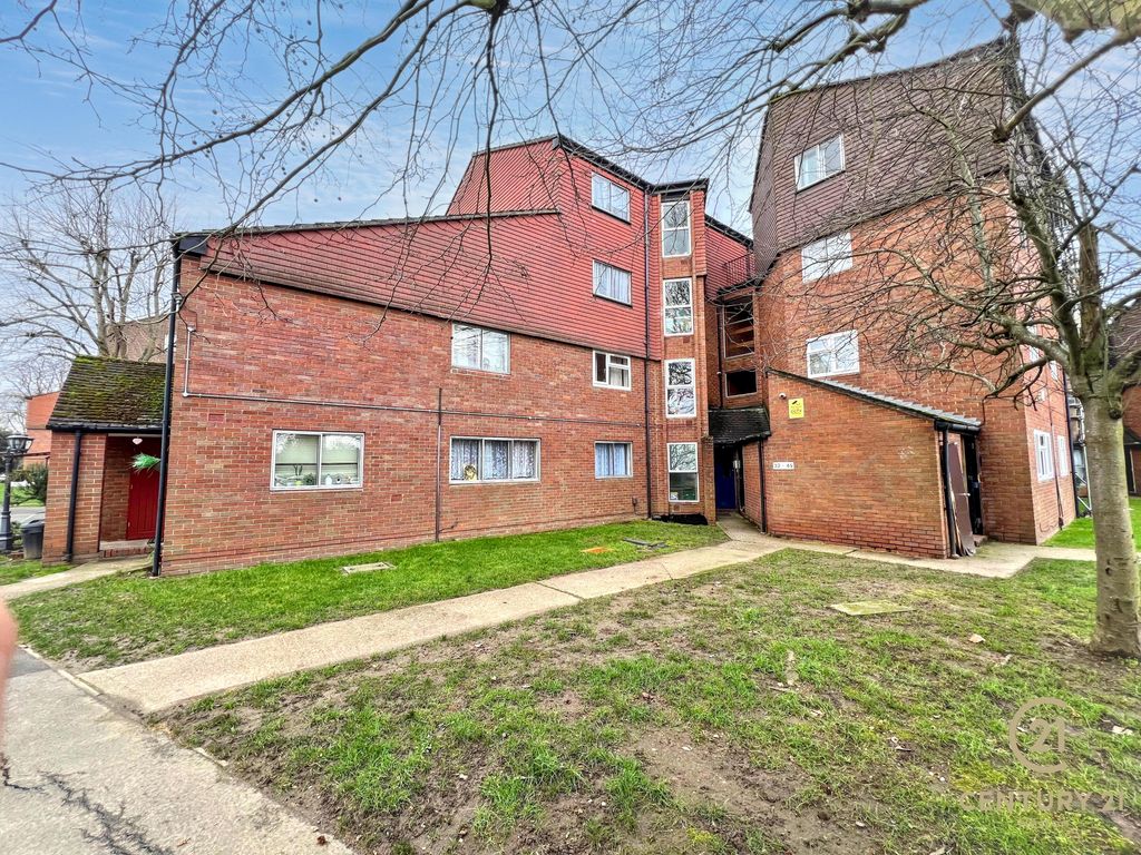 Property photo 1 of 12