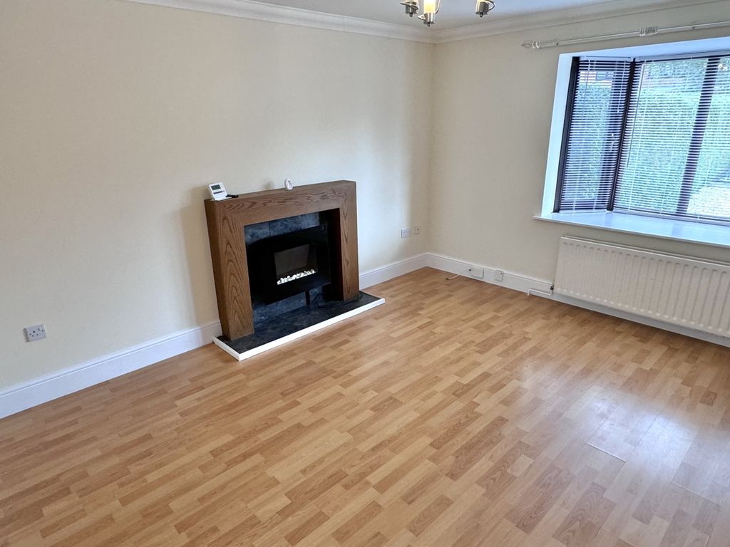 Property photo 2 of 12 Img_1228