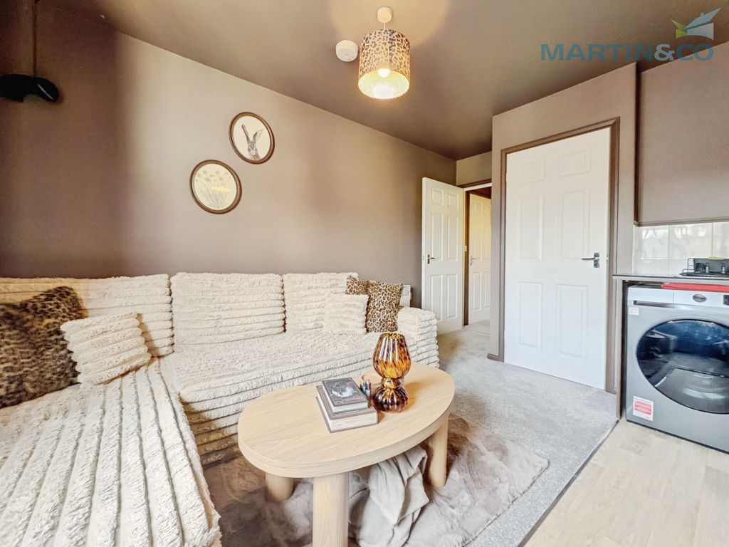 Property photo 3 of 17 72296E90-64698F94-3D9C-4550-Ac98-06Da4420Ad04