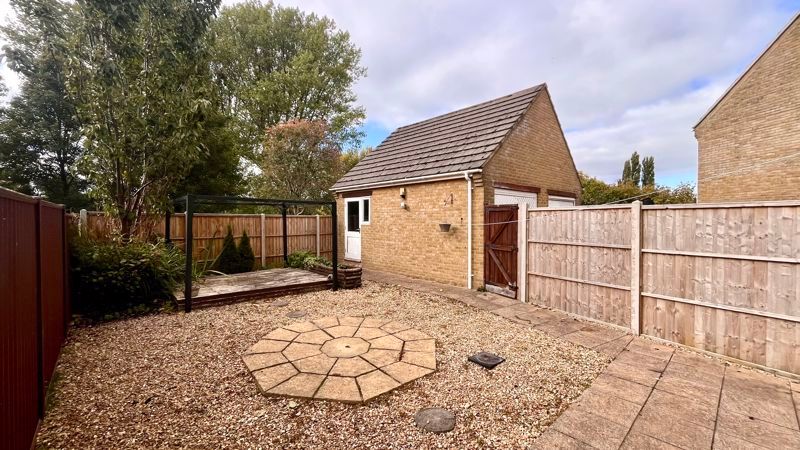 Property photo 2 of 16 Rear Garden