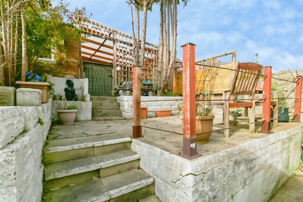 Property photo 2 of 19