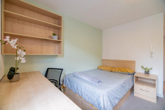 Property photo 1 of 6 8829282.Jpg