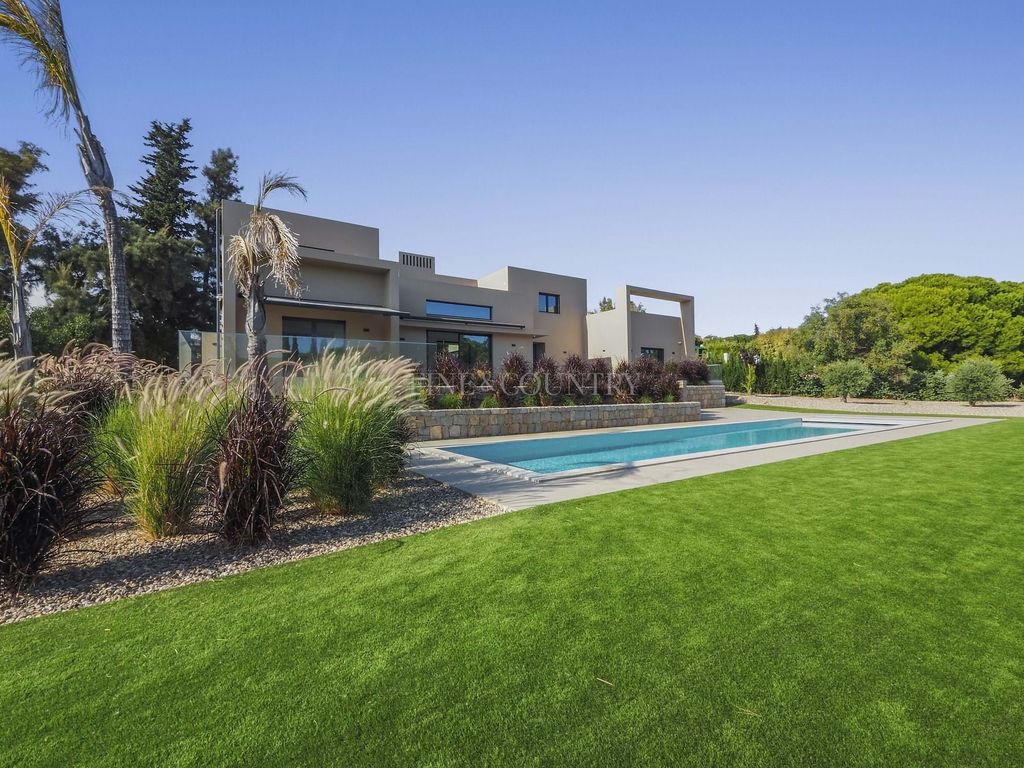 Property photo 1 of 30