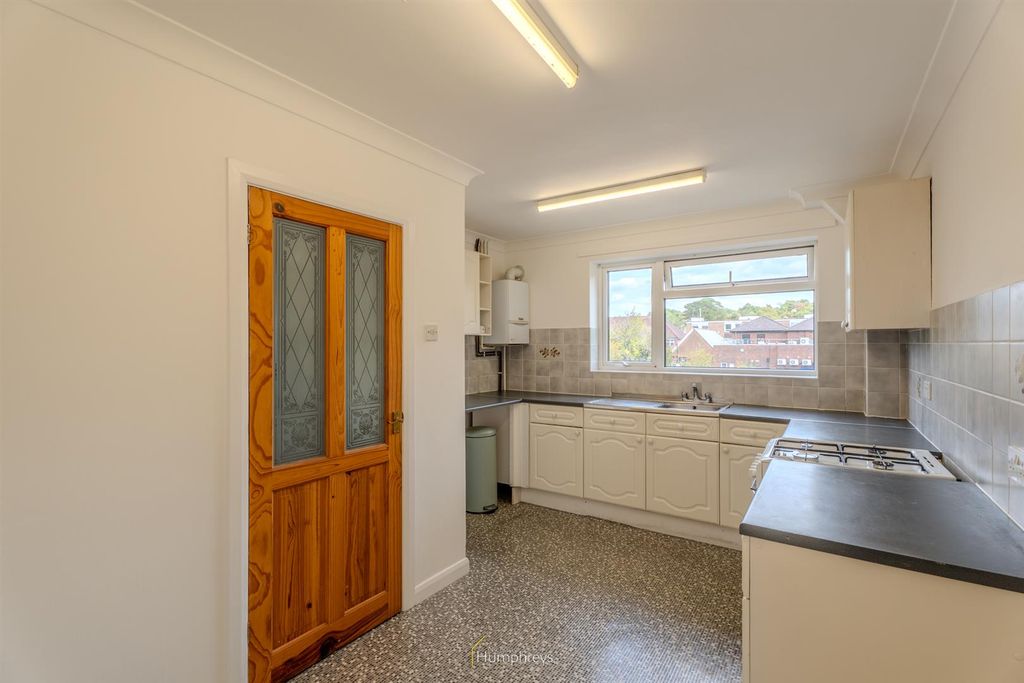 Property photo 3 of 9 Grange Road -10.Jpg