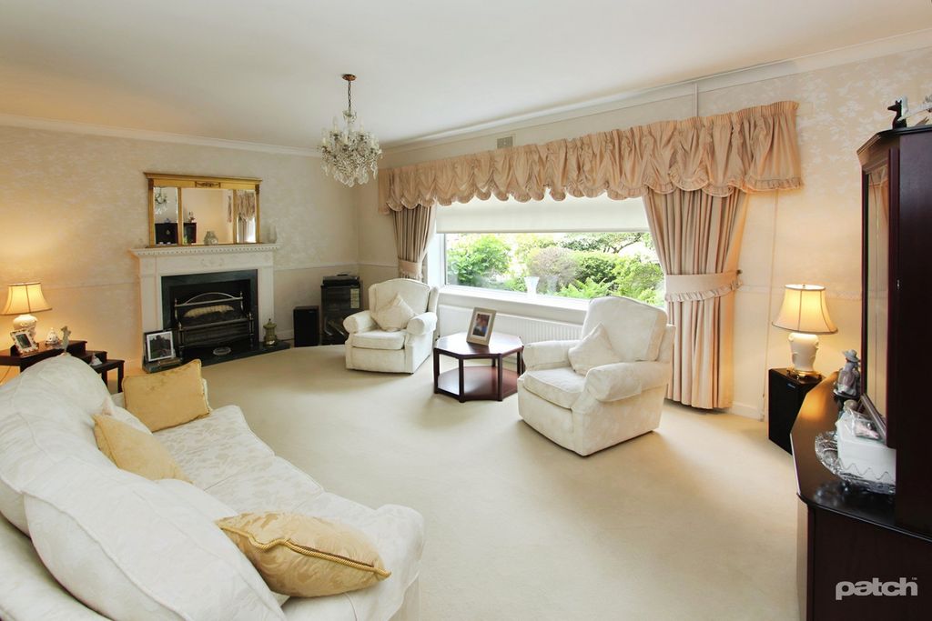 Property photo 3 of 36