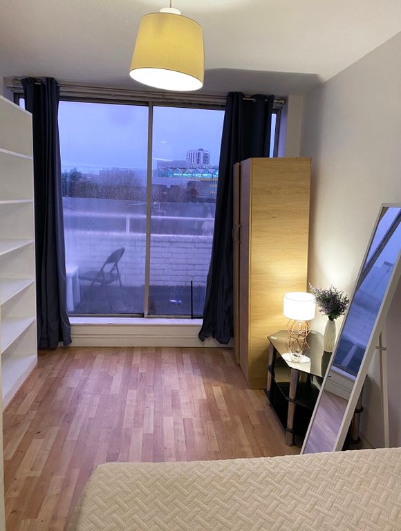 Property photo 2 of 11