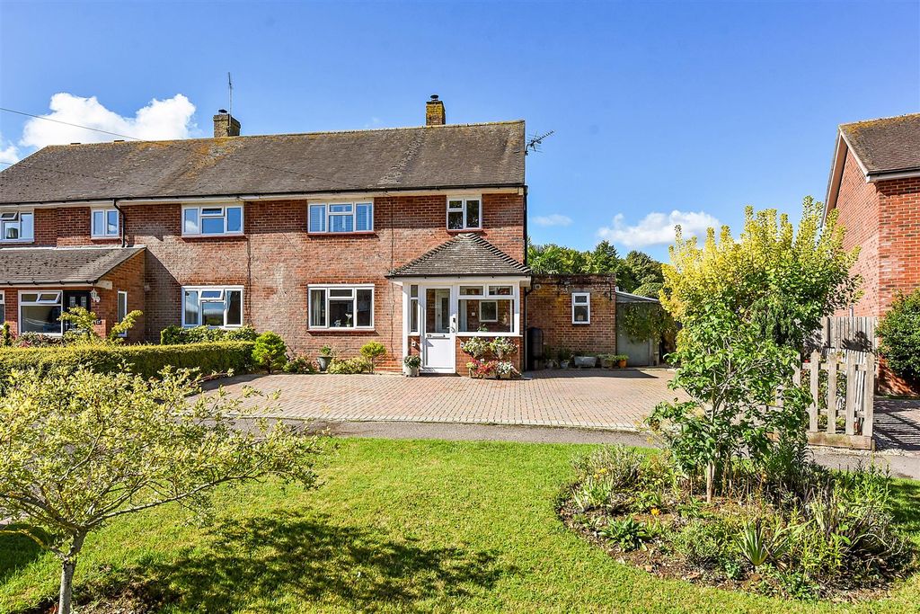 Property photo 1 of 34 Ph2_6189157.Jpg