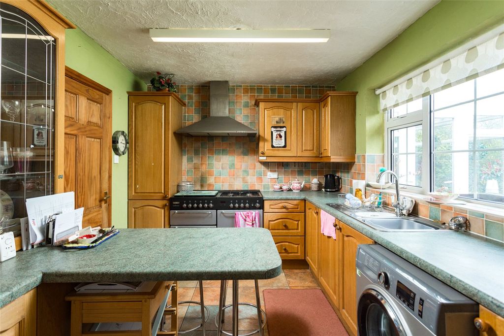 Property photo 3 of 15 Photos