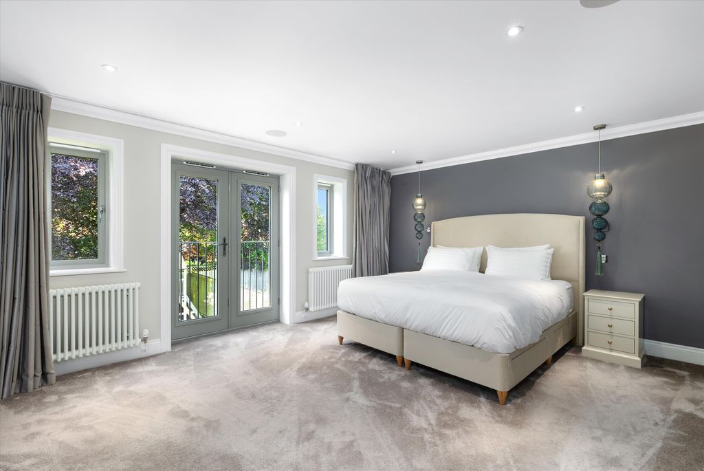 Additional image 9 of 6 bed detached house for saleLondon Road, Shrewsbury, Shropshire SY2