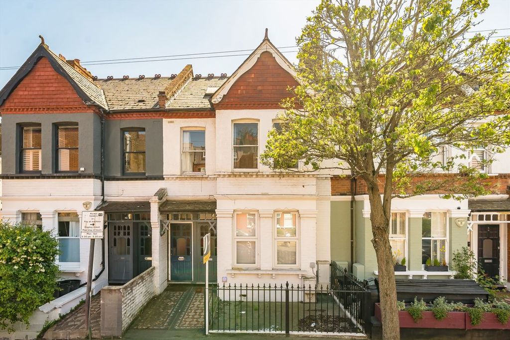 Property photo 1 of 7
