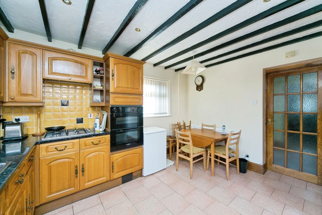 Property photo 2 of 16 Pbox-Img.Jpg