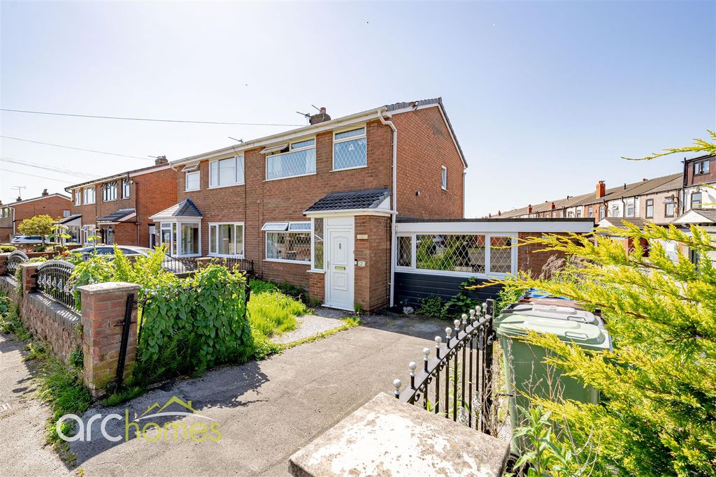 Property photo 1 of 16 Park-16.Jpg