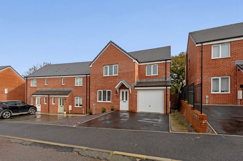 Property photo 1 of 29