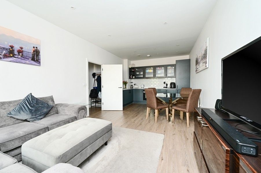 Property photo 3 of 9