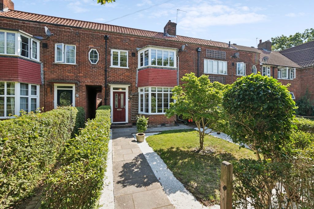 Property photo 1 of 19 4357422