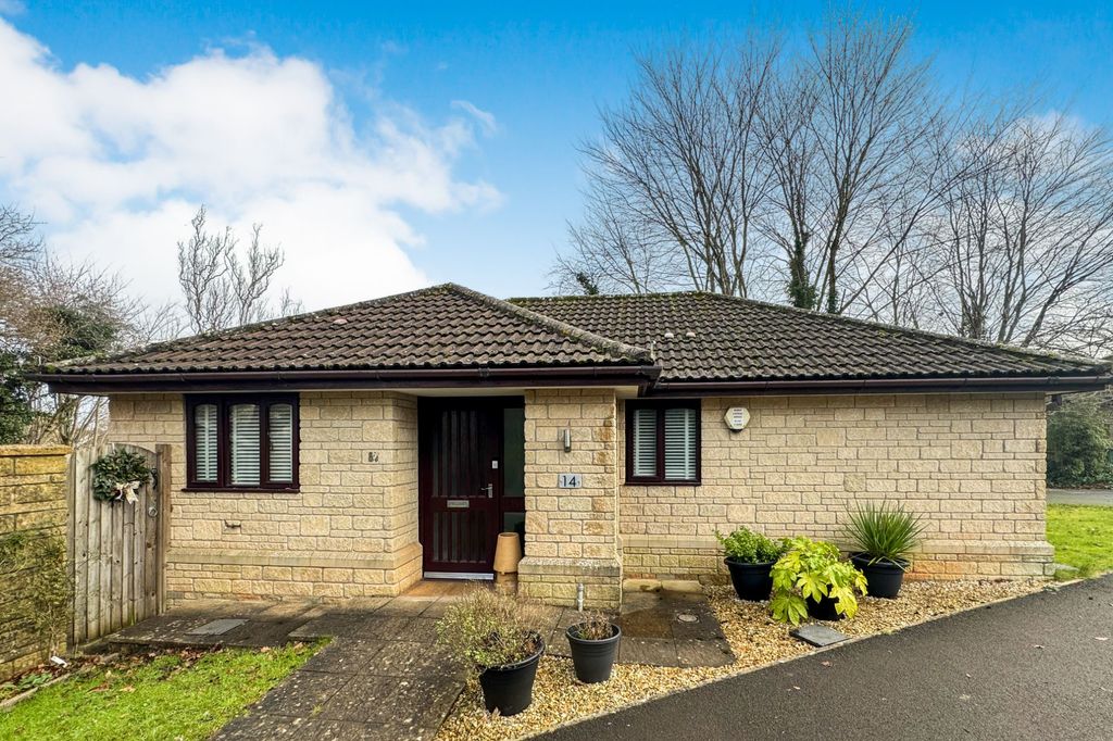Property photo 1 of 4 14 Oliver Brooks Road, Midsomer Norton, Radstock Ba3 2La