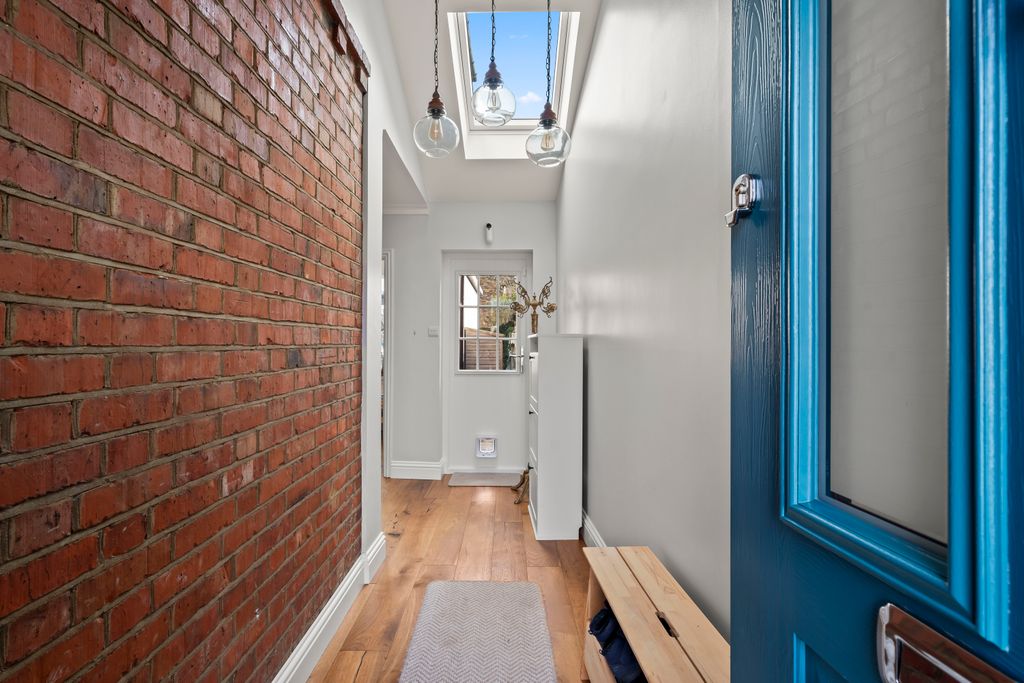 Property photo 2 of 14