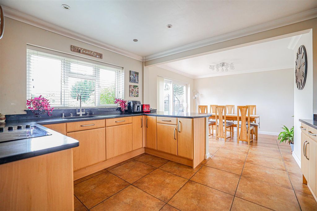 Property photo 3 of 31 980A0160.Png