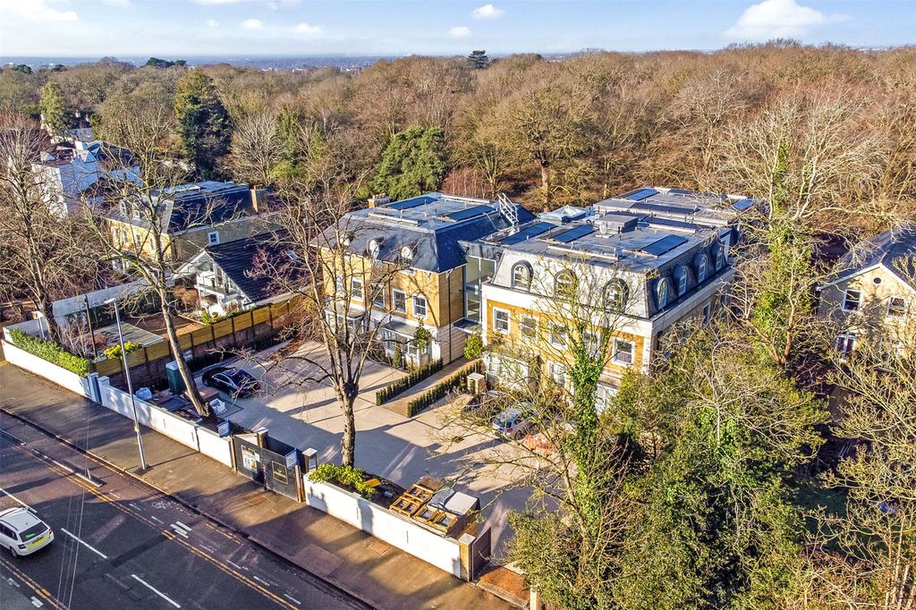 Property photo 1 of 8 Picture No. 08