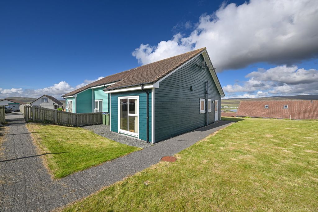 Property photo 1 of 25