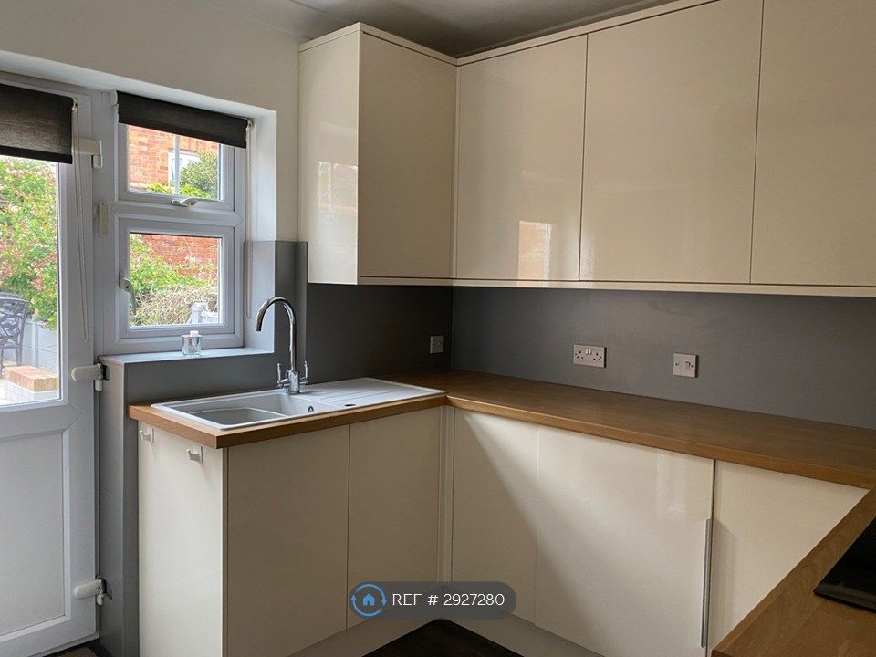 Property photo 3 of 23