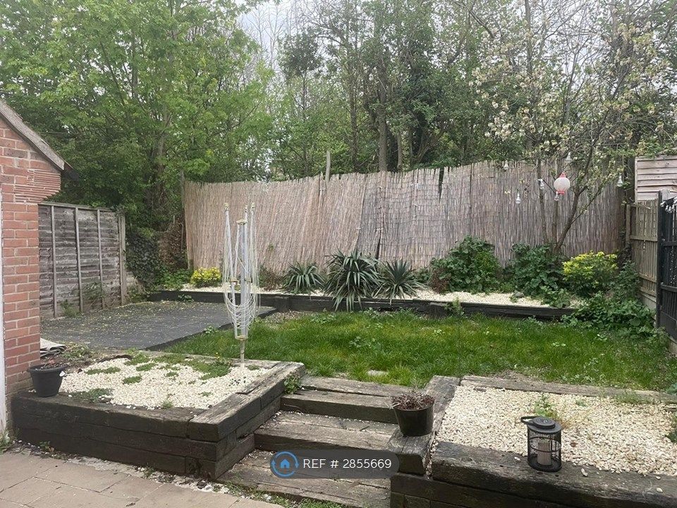 Property photo 1 of 24