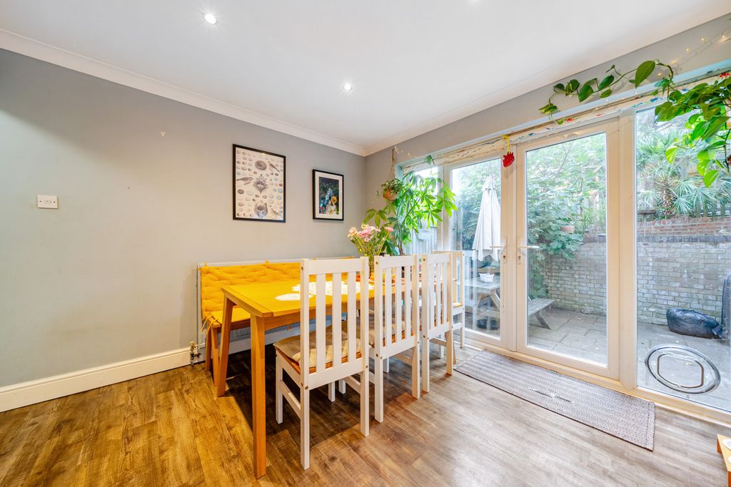Property photo 3 of 22 1523519-6-6Ab10c8...