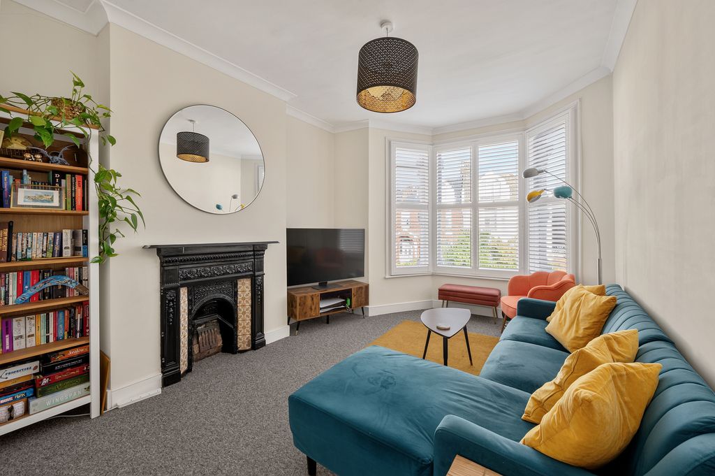 Property photo 1 of 7
