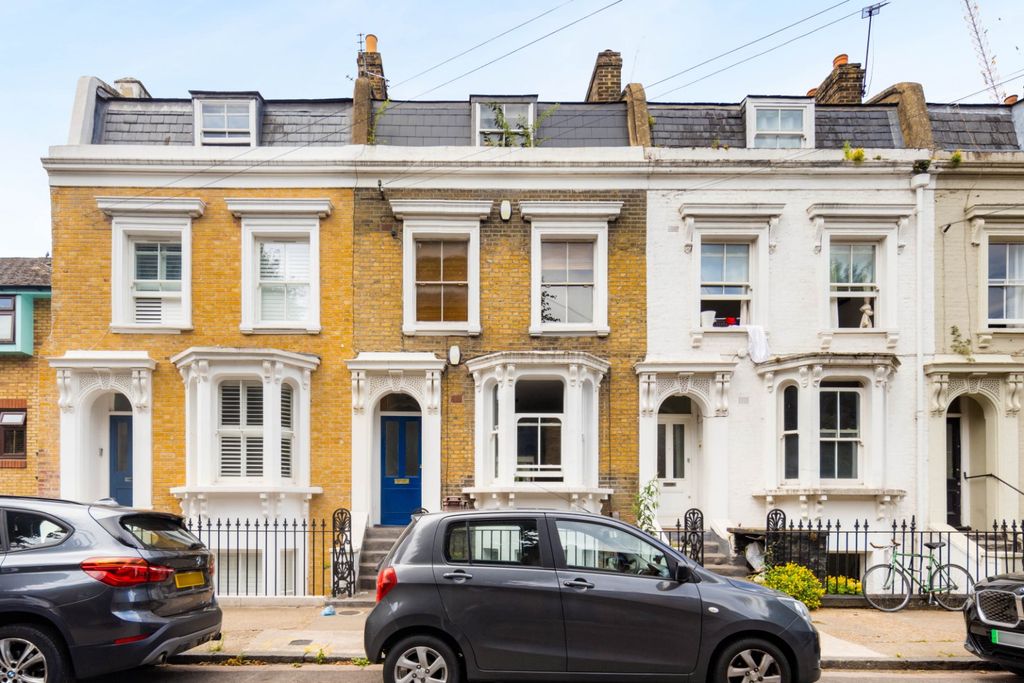 Property photo 1 of 15 Exterior