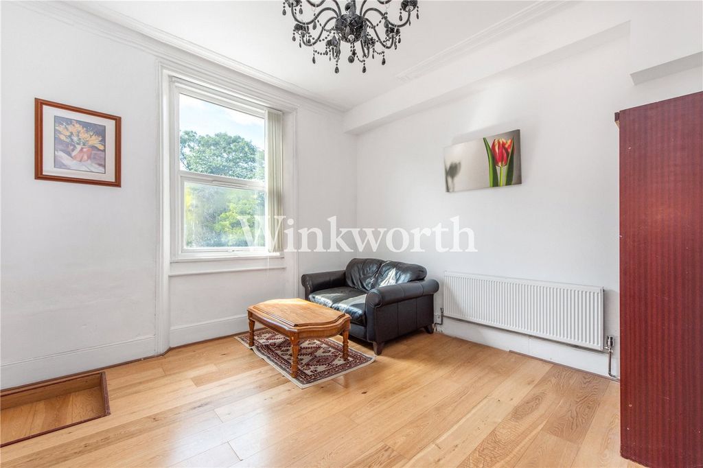 Property photo 2 of 15 Picture No. 06