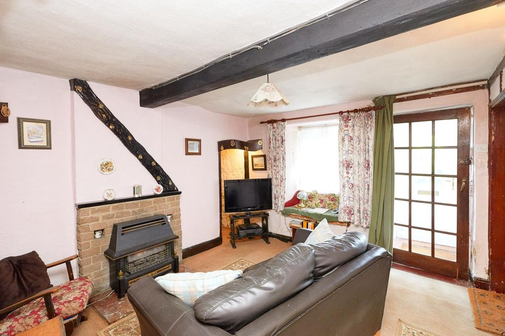 Property photo 3 of 13