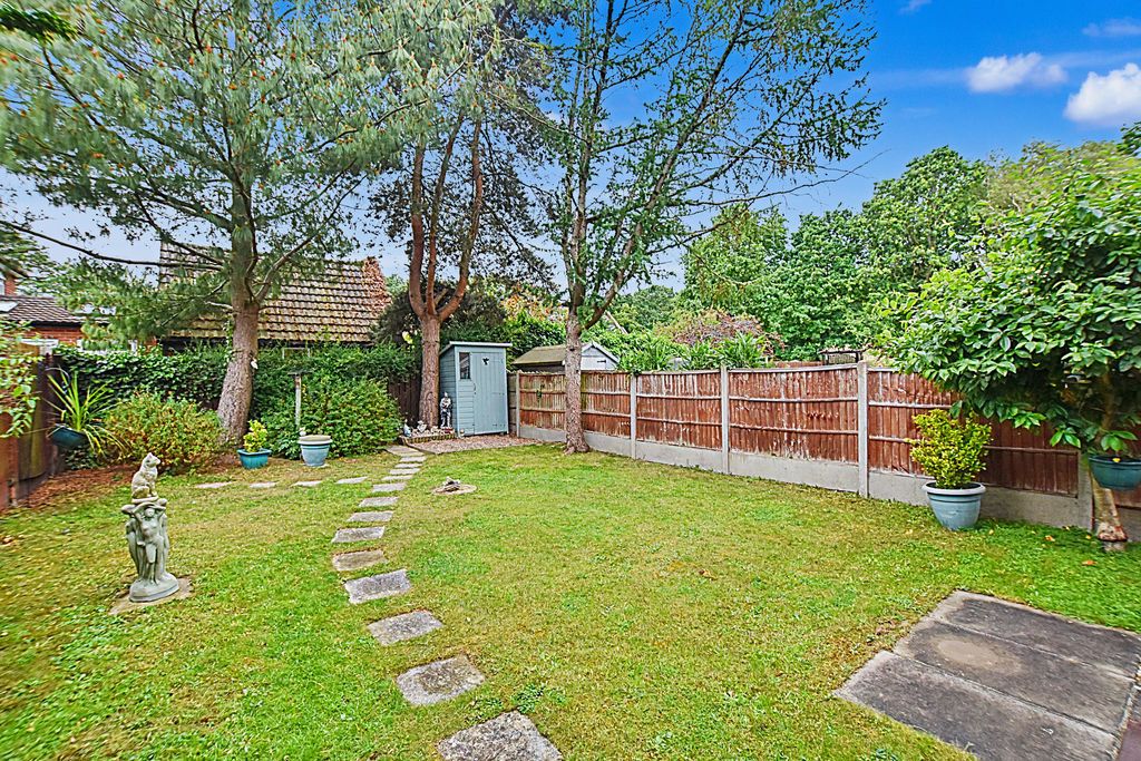 Property photo 2 of 18 Photo 12