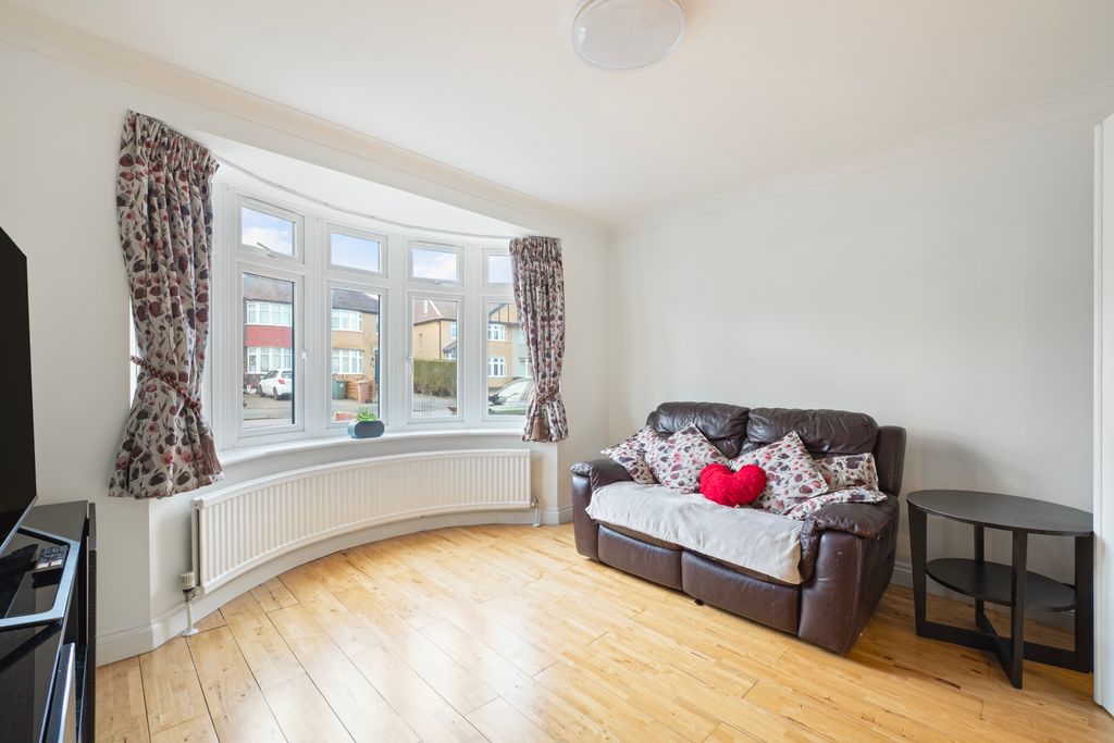 Property photo 2 of 16 Picture No. 08