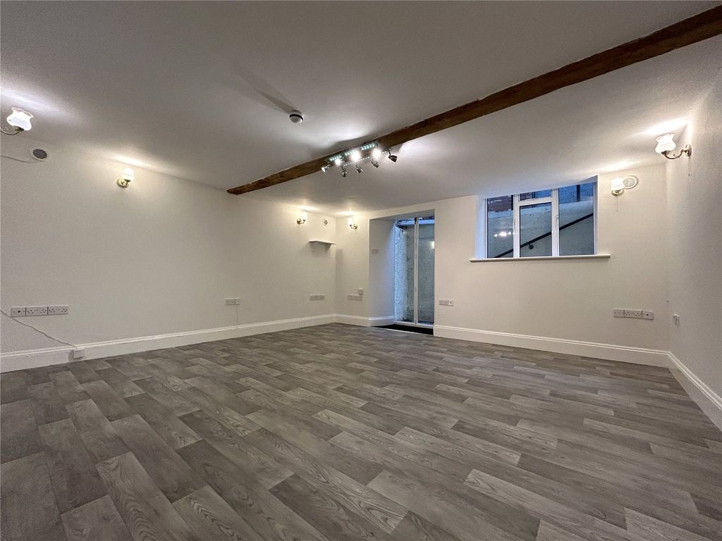 Property photo 2 of 5 Picture No. 07