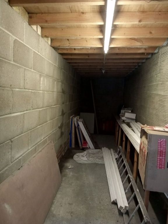 Property photo 2 of 4