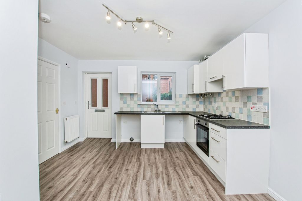 Property photo 3 of 14 Pbox-Img.Jpg